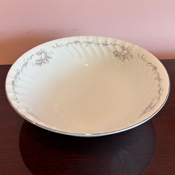 Gold Standard Porcelain Round Vegetable Bowl Set of 2 - Picture 6 of 6